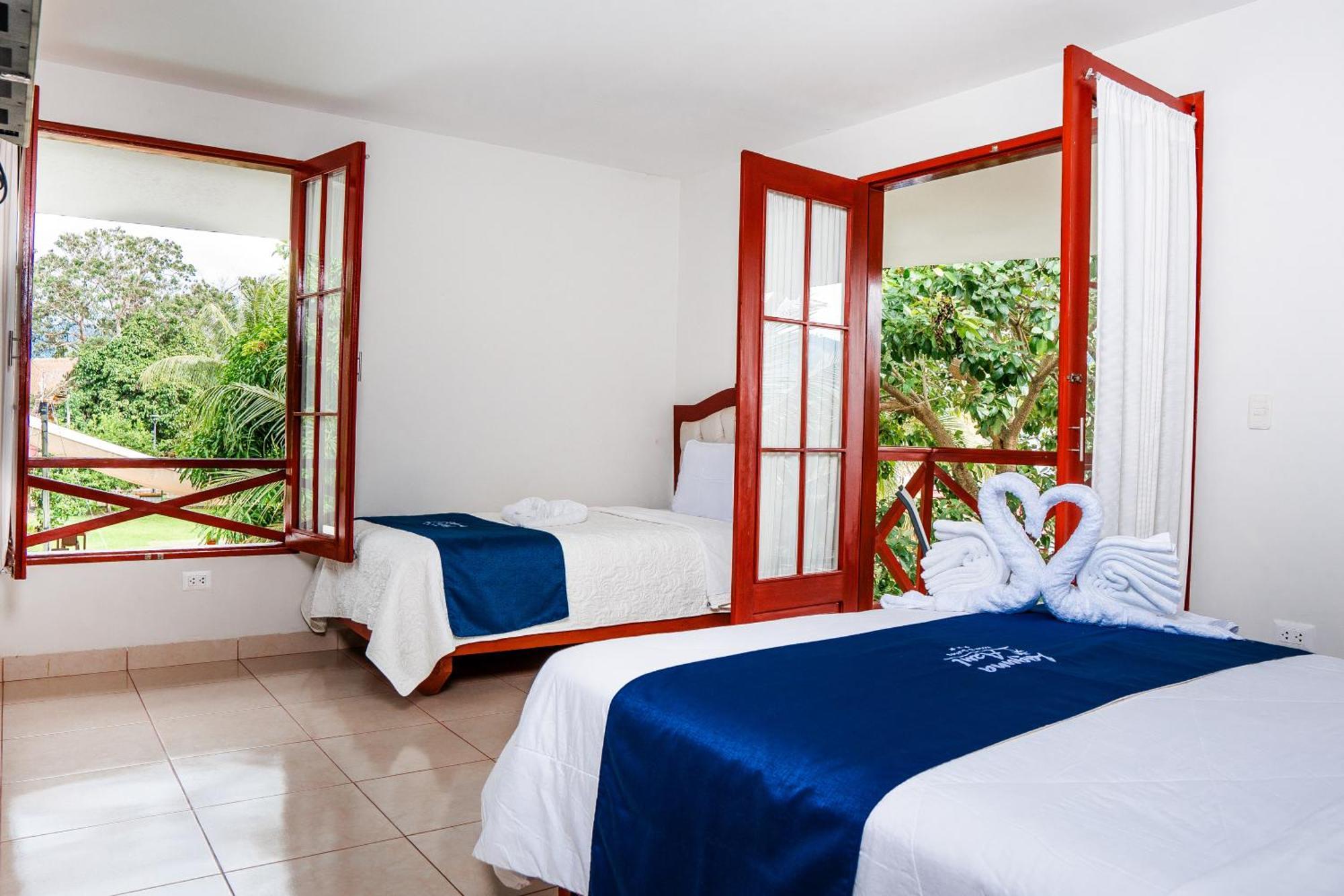 Laguna Azul Hotel & Suites Sauce Eksteriør billede